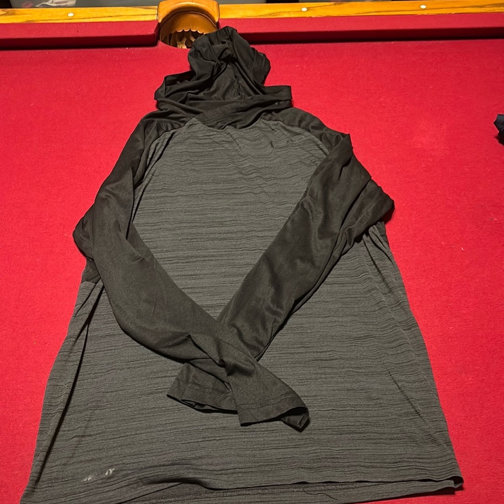 Nike long sleeve hooded t-shirt
